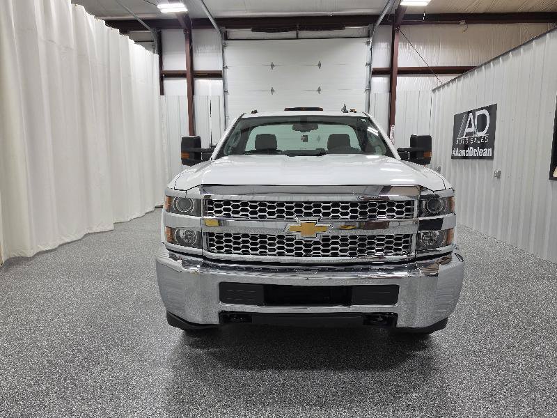 Used 2019 Chevrolet Silverado 3500 W/T w/ WT Convenience Package RWD image 3