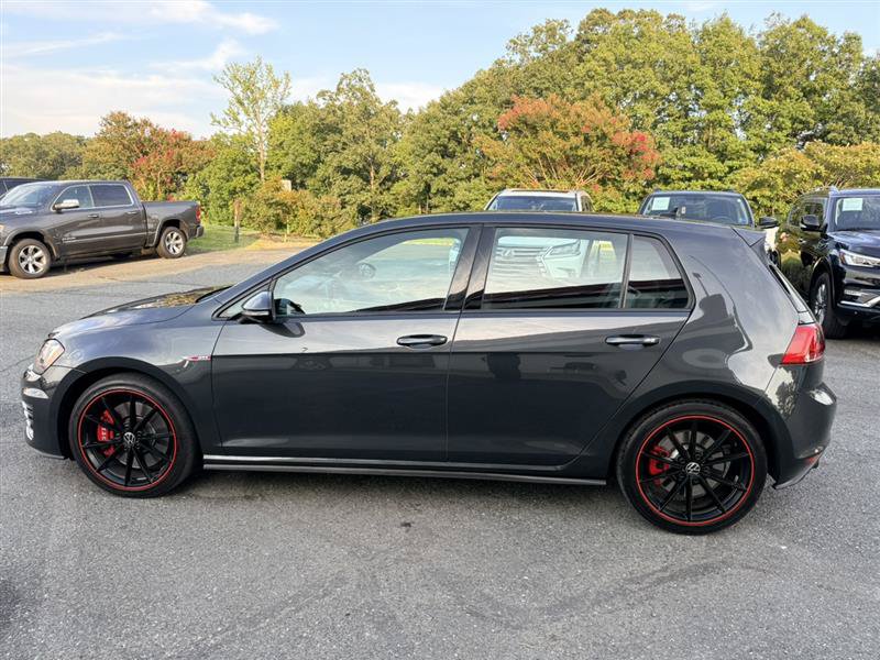 Used 2017 Volkswagen GTI SE FWD image 8