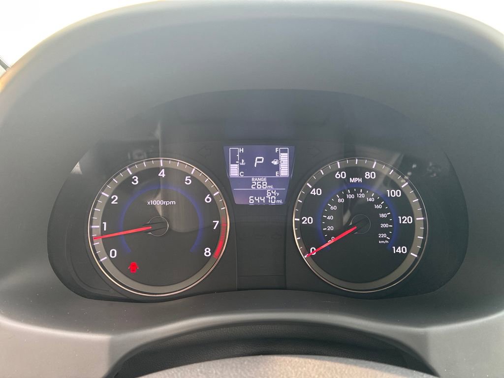 Used 2016 Hyundai Accent SE FWD image 13