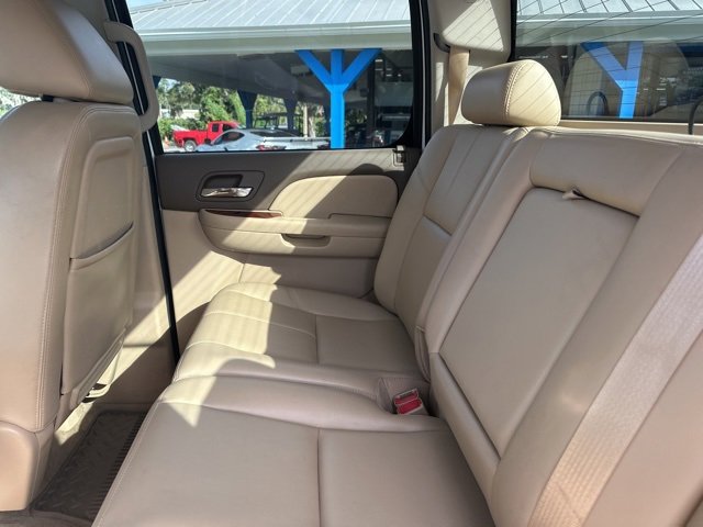 Used 2014 Chevrolet Silverado 2500 LTZ w/ LTZ Plus Package image 85