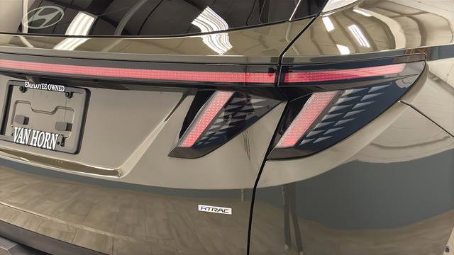 Used 2025 Hyundai Tucson Limited image 42