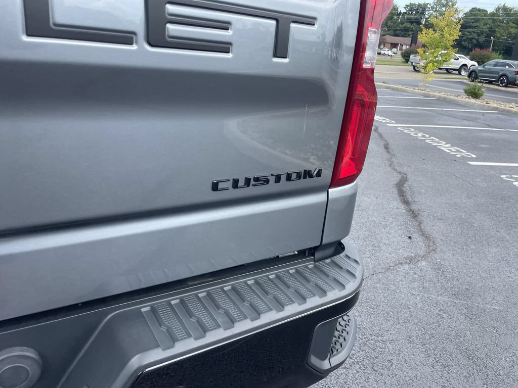 Used 2019 Chevrolet Silverado 1500 Custom Trail Boss w/ Custom Convenience Package AWD/4WD image 6