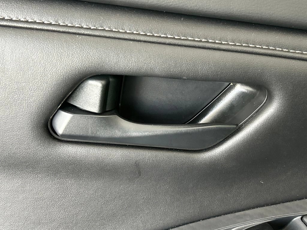 Certified 2025 Nissan Sentra S FWD image 16