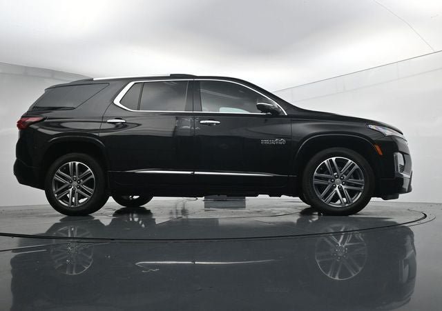 Used 2023 Chevrolet Traverse High Country AWD/4WD image 41