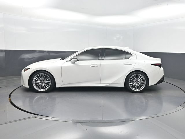 Used 2022 Lexus IS 300 w/ Premium Package RWD image 3