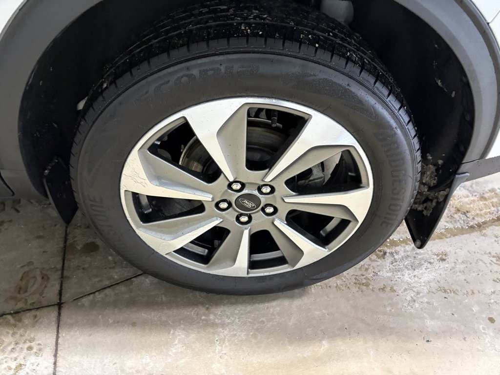 Used 2023 Ford Escape Platinum w/ Premium Technology Package image 27