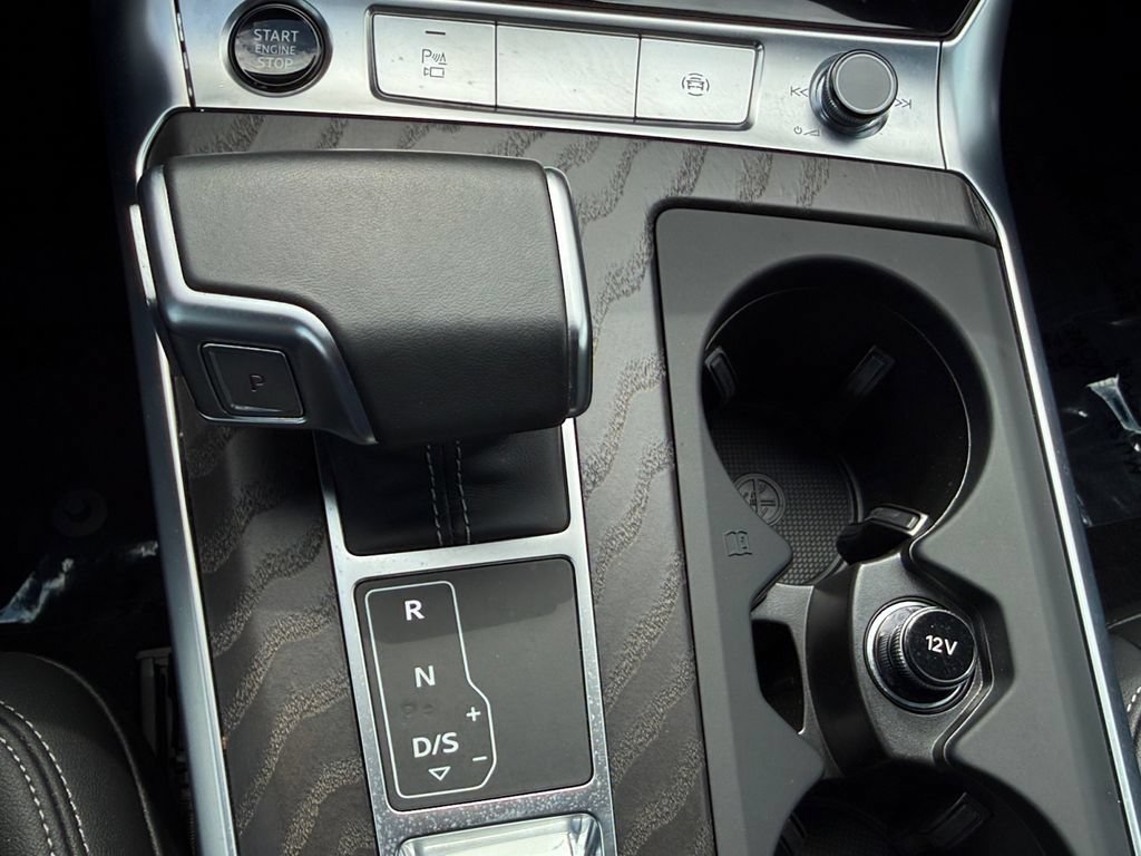 Used 2022 Audi A6 Premium Plus w/ Premium Plus Package AWD/4WD image 17