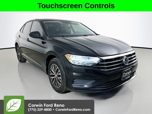 Used 2021 Volkswagen Jetta SE FWD image 1