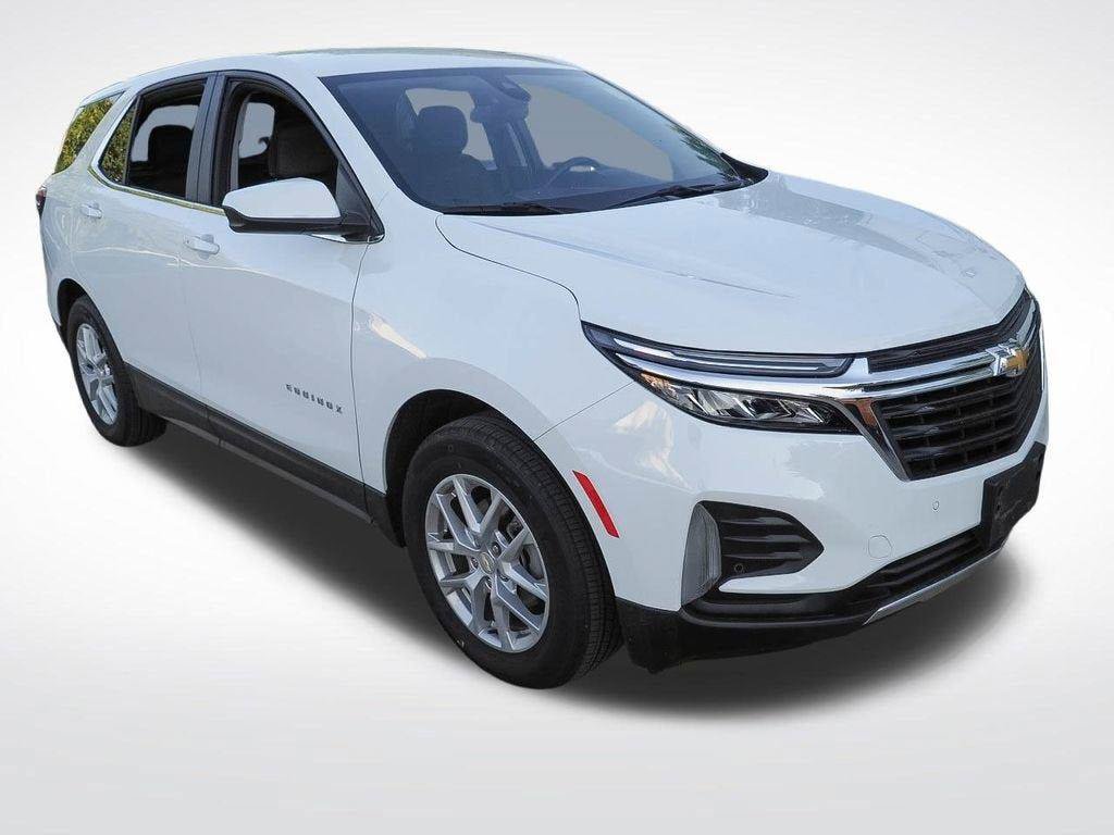 Certified 2024 Chevrolet Equinox LT FWD image 3