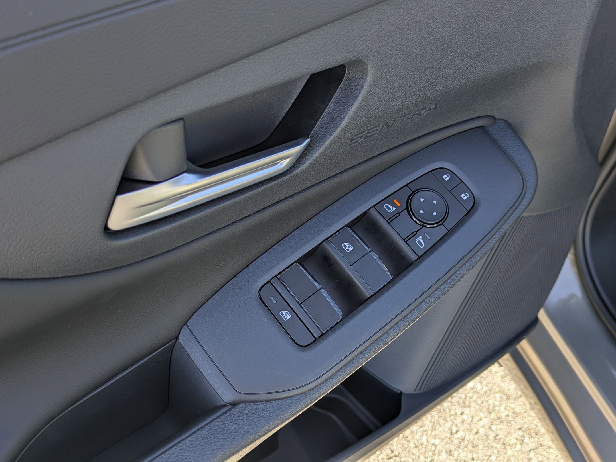 New 2026 Nissan Sentra SV w/ SV Convenience Package image 12