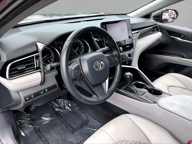 Used 2022 Toyota Camry SE w/ Audio Upgrade Package FWD image 14