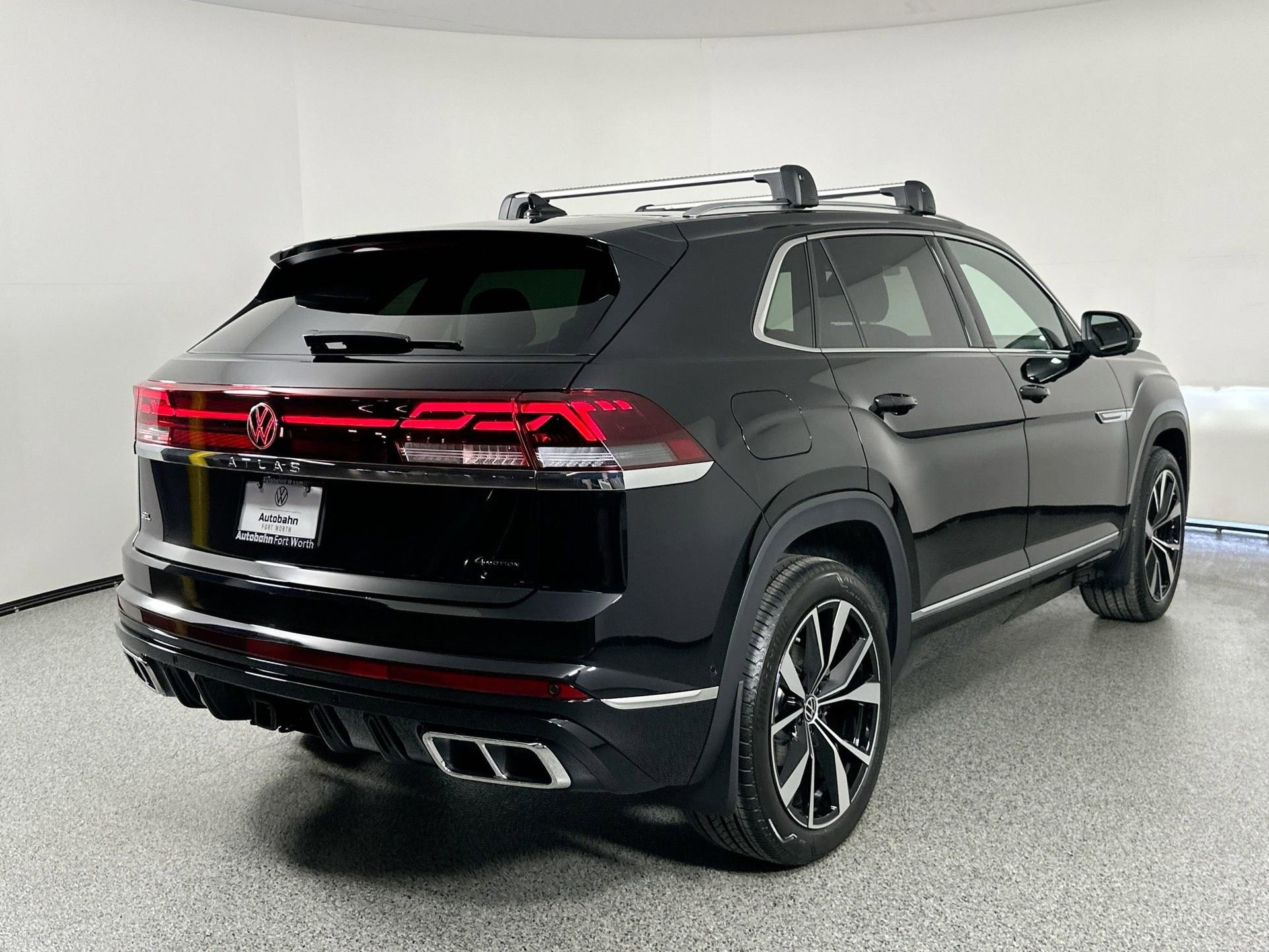 New 2026 Volkswagen Atlas Cross Sport SEL Premium R-Line image 4