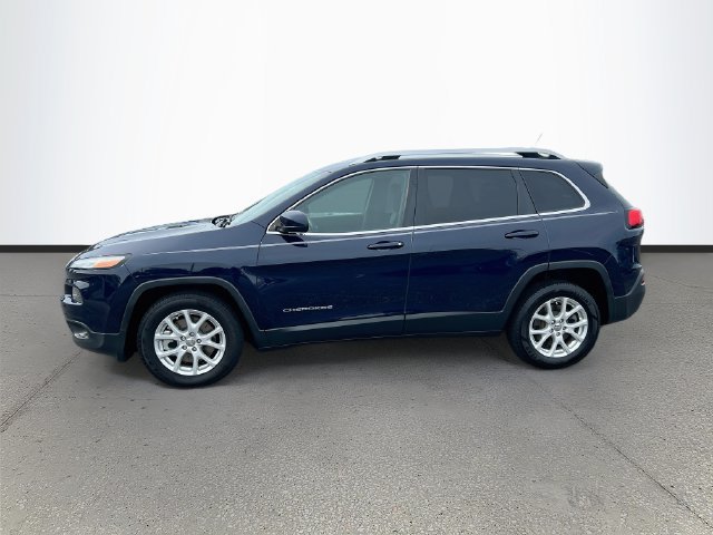 Used 2014 Jeep Cherokee Latitude w/ Trailer Tow Group FWD image 4