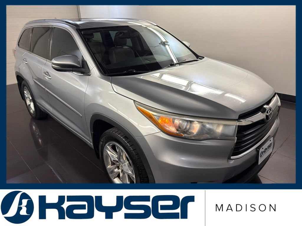 Used 2015 Toyota Highlander Limited AWD/4WD image 1