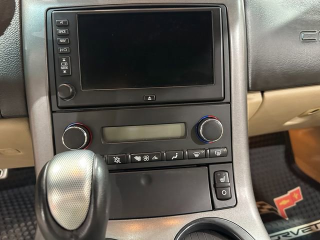 Used 2006 Chevrolet Corvette Coupe w/ Preferred Equipment Group RWD image 15