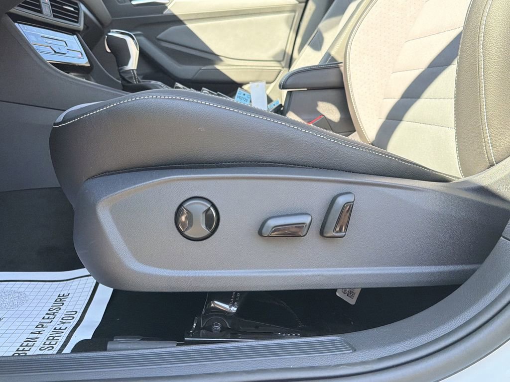New 2026 Volkswagen Jetta SE image 22