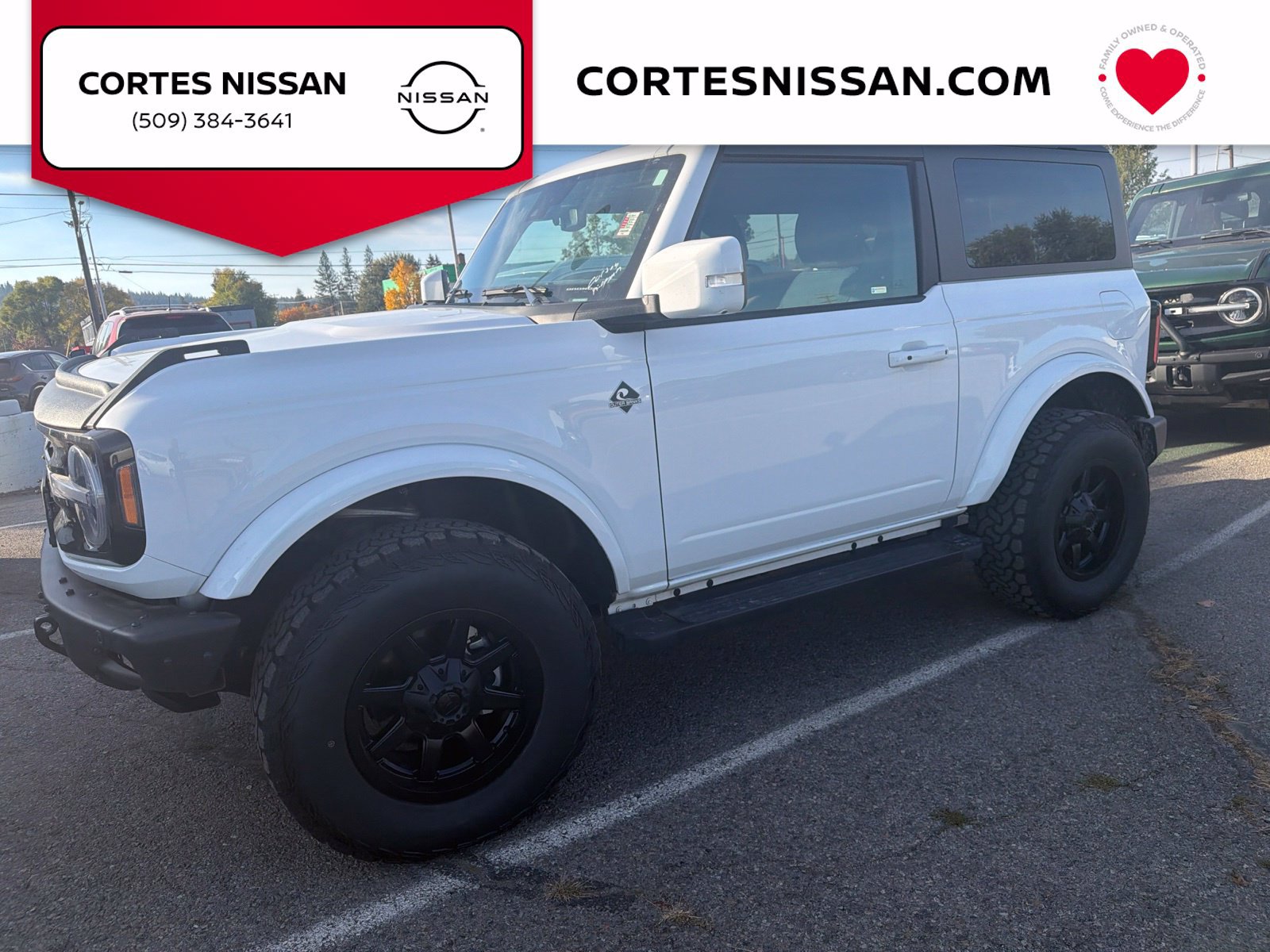 Used 2022 Ford Bronco Outer Banks AWD/4WD image 1