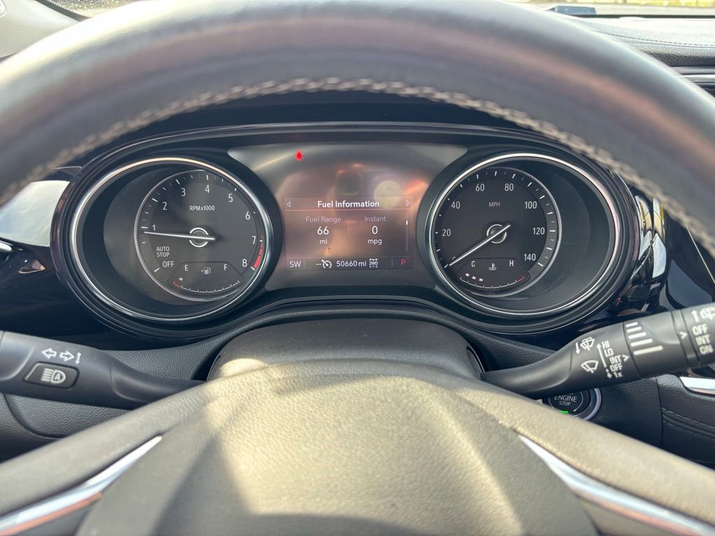 Used 2021 Buick Encore GX Essence w/ Experience Buick Package image 33