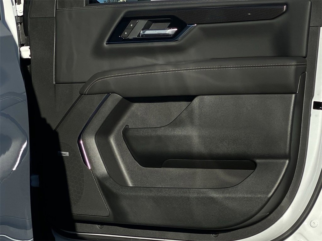 New 2026 GMC Yukon Elevation image 43