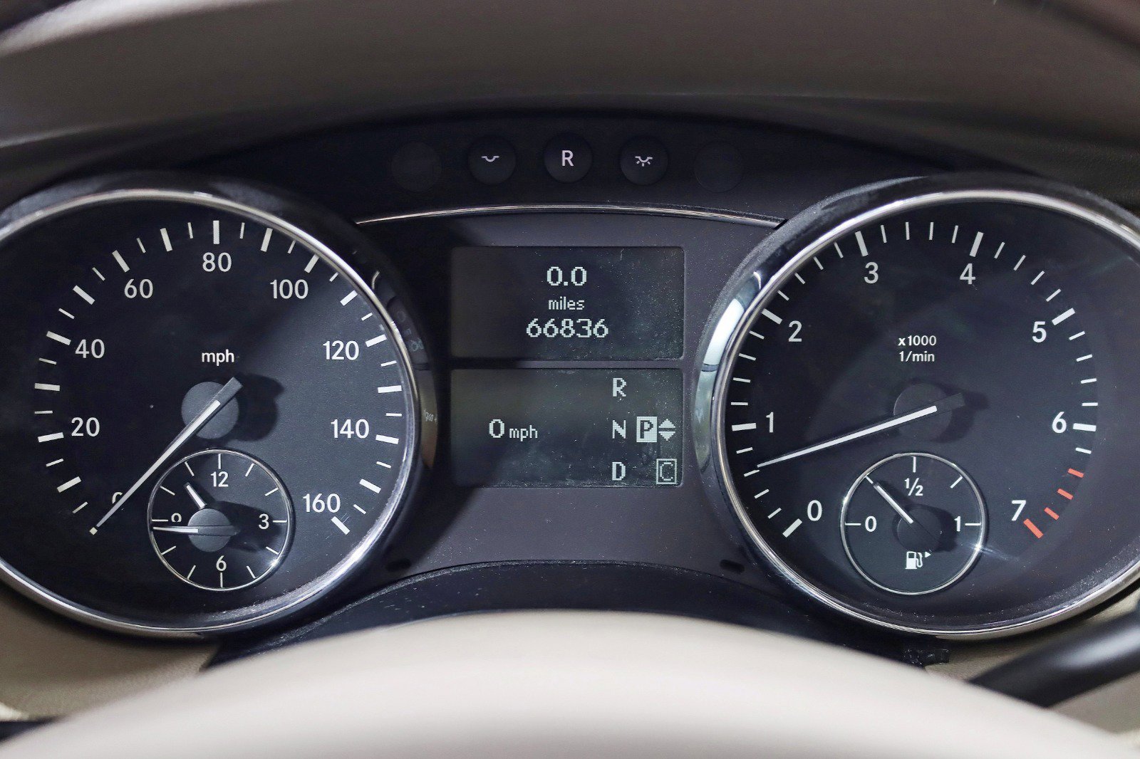 Used 2007 Mercedes-Benz R 500 4MATIC image 17