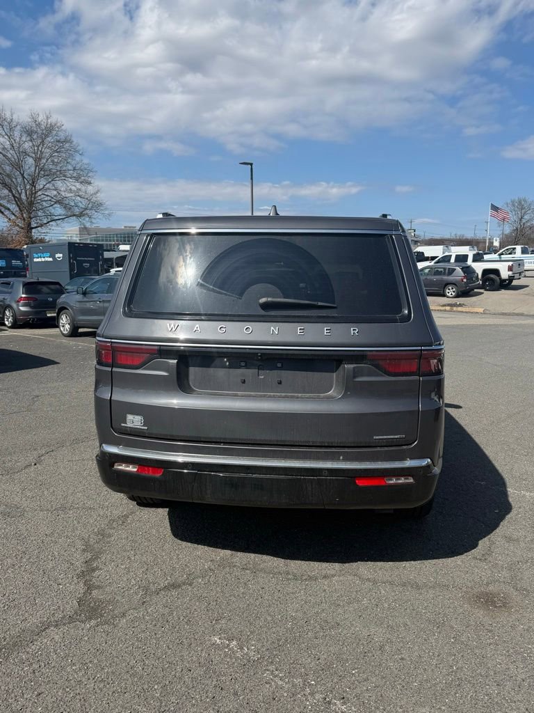 Used 2022 Jeep Wagoneer Series II w/ Premium Group I image 3