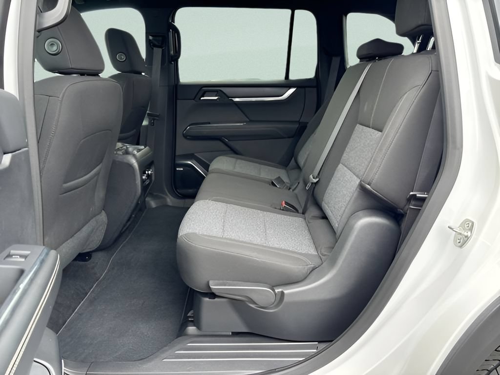 New 2025 GMC Acadia Elevation FWD image 22