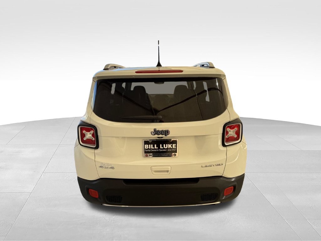 Used 2018 Jeep Renegade Limited w/ UConnect 8.4 Nav Group AWD/4WD image 6