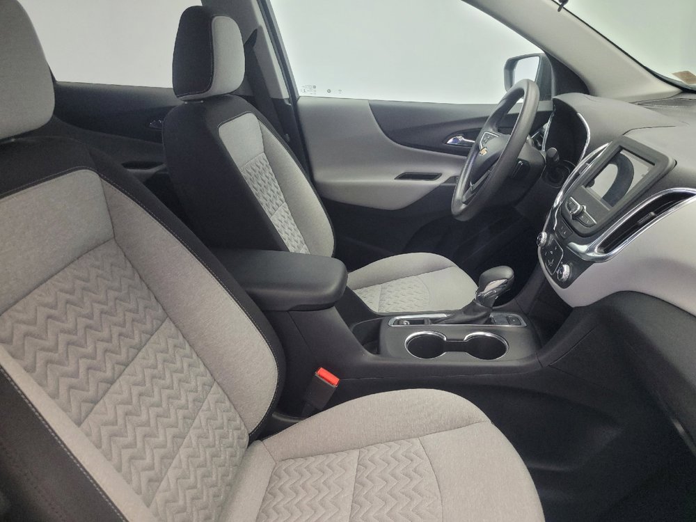 Used 2022 Chevrolet Equinox LS w/ LS Convenience Package image 21