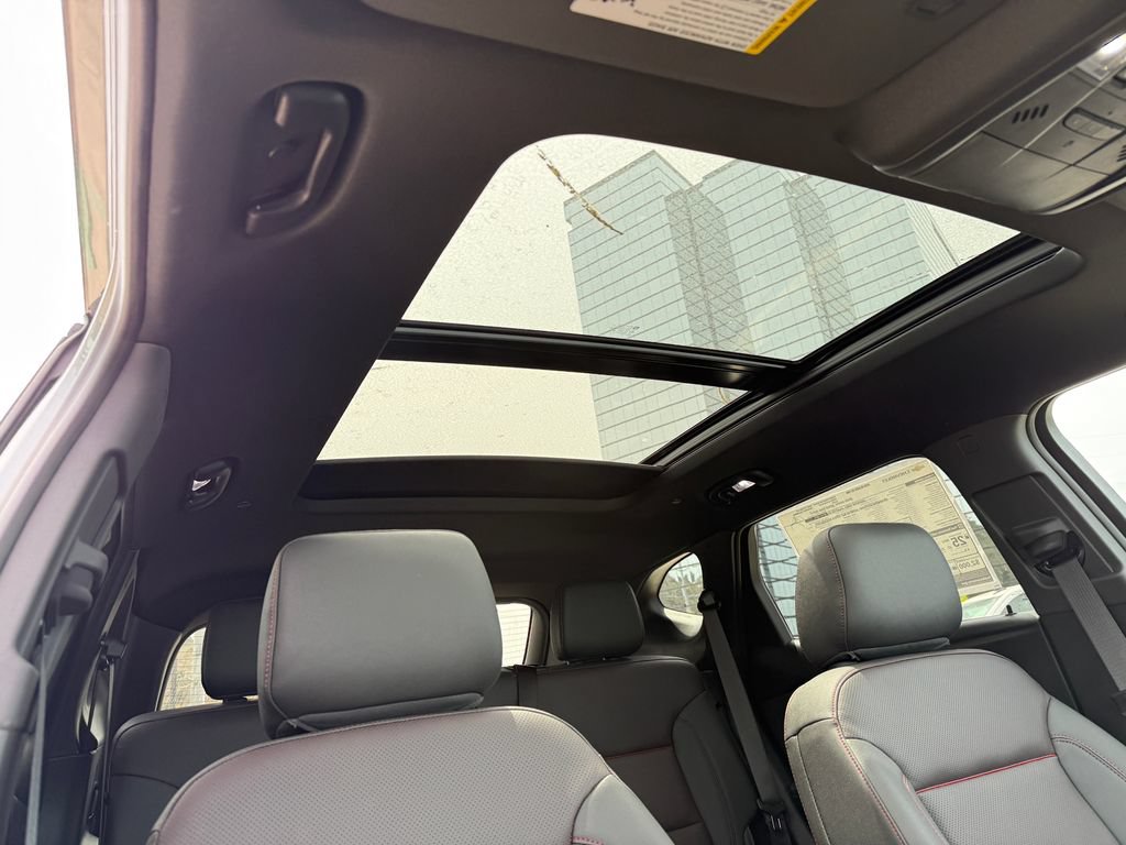 New 2026 Chevrolet Blazer RS w/ Enhanced Convenience Package FWD image 9
