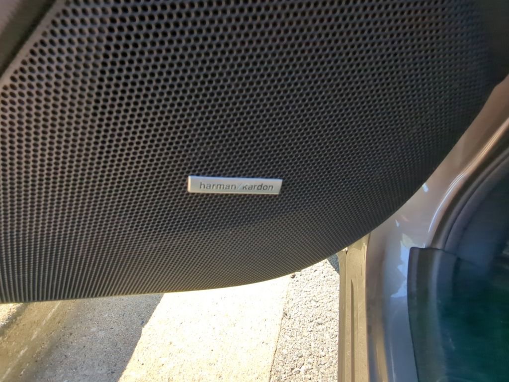 Used 2019 Subaru Forester Touring image 11