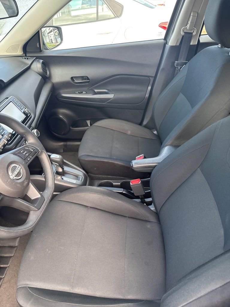 Used 2024 Nissan Kicks S image 11