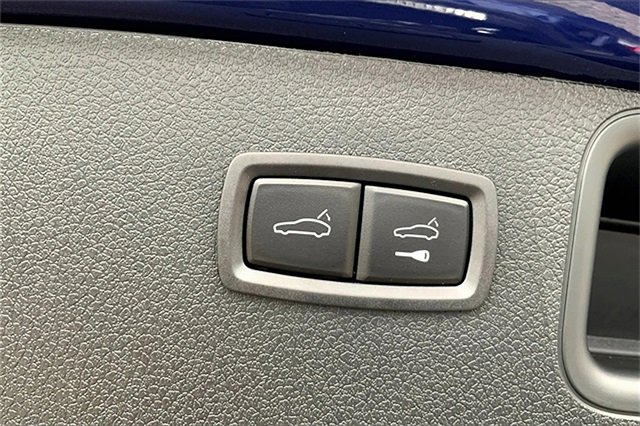 New 2025 Porsche Macan image 21