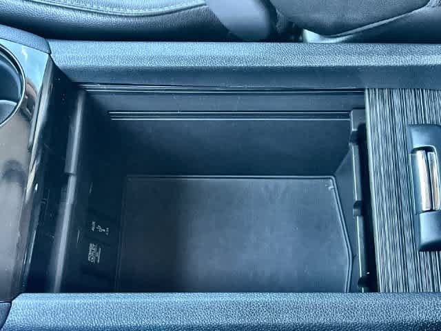 Used 2016 Honda Pilot Touring image 27