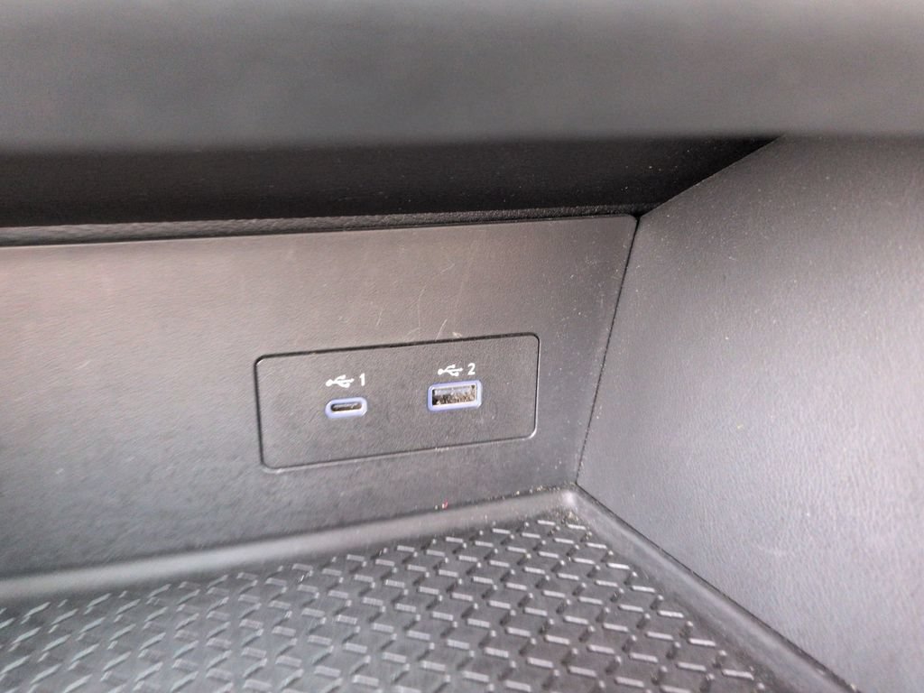Used 2025 Nissan Pathfinder SV FWD image 19