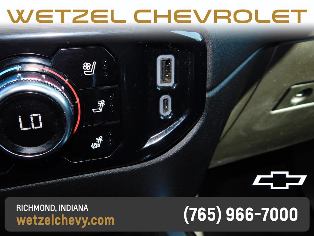 Used 2025 GMC Sierra 2500 SLT AWD/4WD image 42