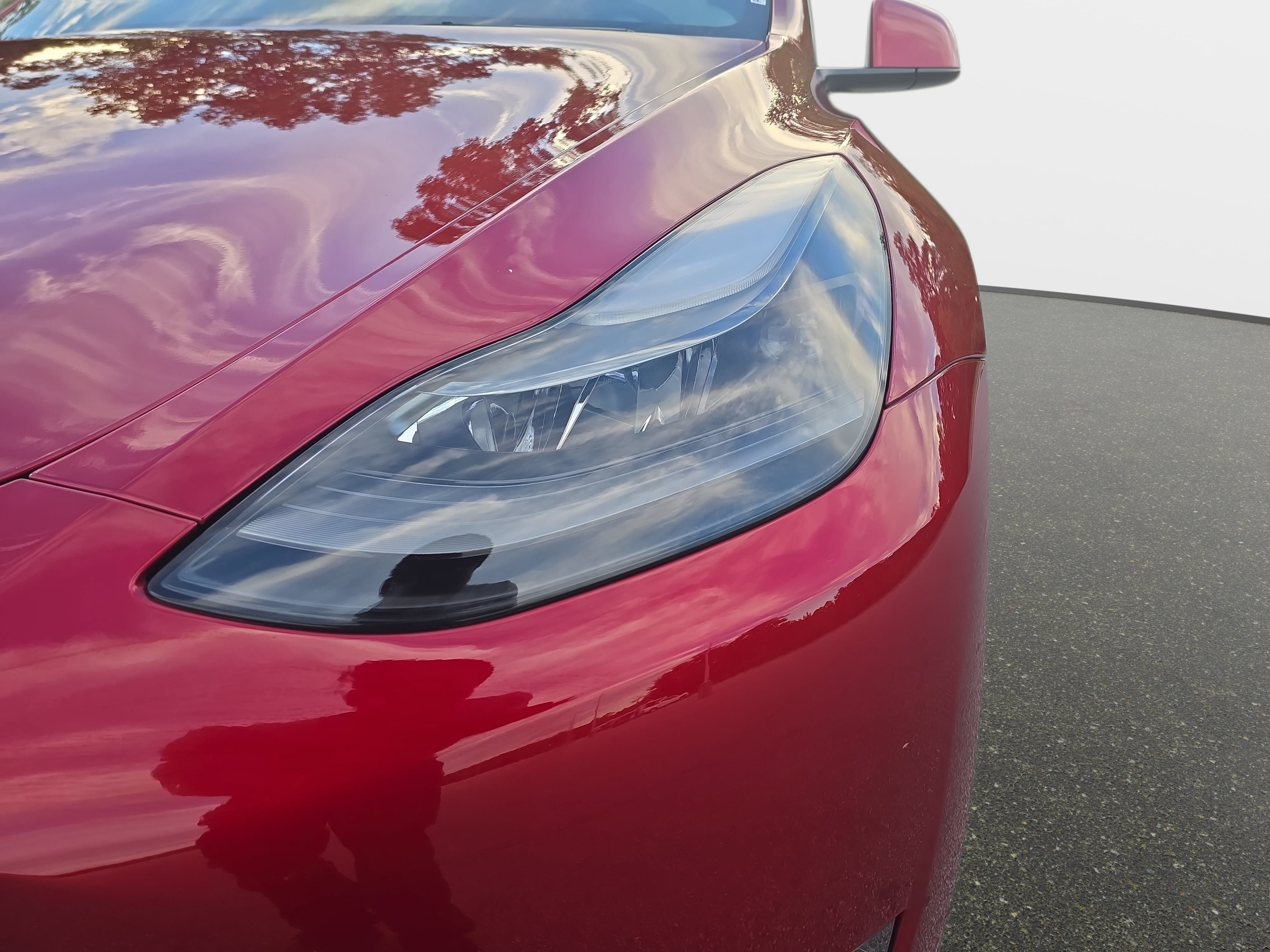 Used 2024 Tesla Model Y Long Range AWD/4WD image 31