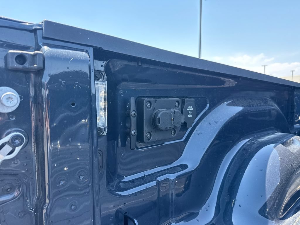 New 2026 RAM 2500 Laramie w/ Night Edition AWD/4WD image 30