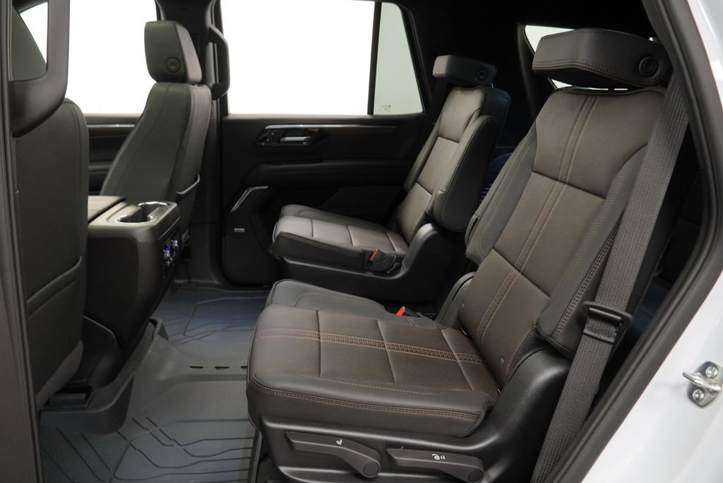New 2026 Chevrolet Tahoe High Country w/ Sun And Tow Package AWD/4WD image 12