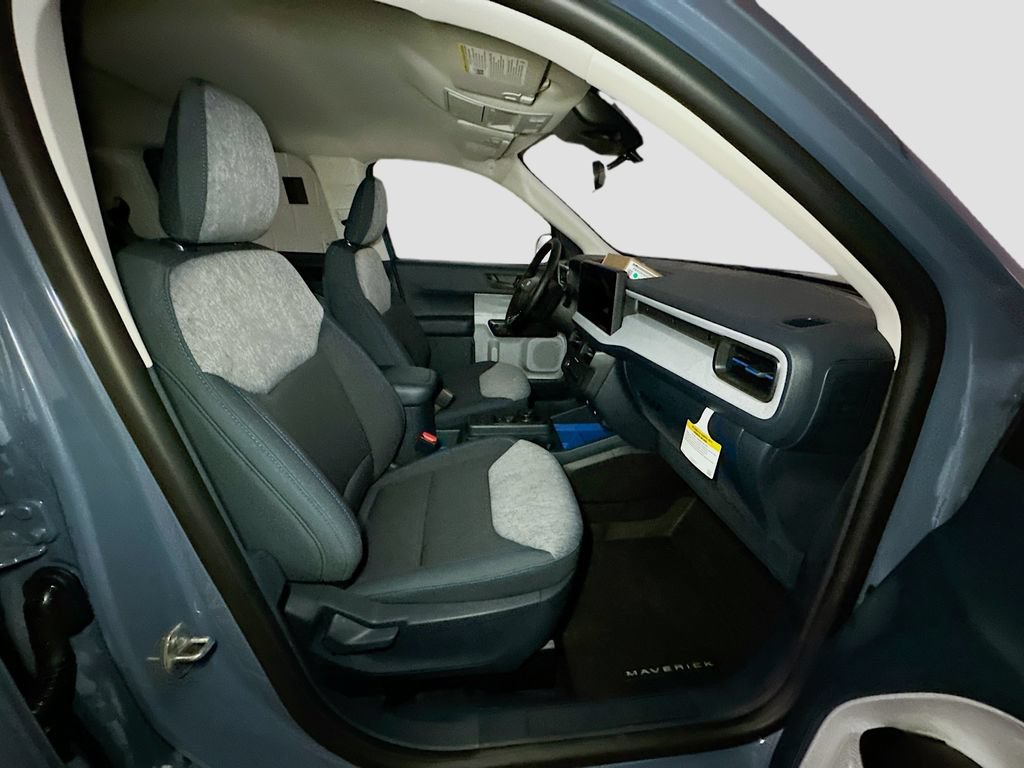 New 2026 Ford Maverick XLT w/ XLT Luxury Package FWD image 36