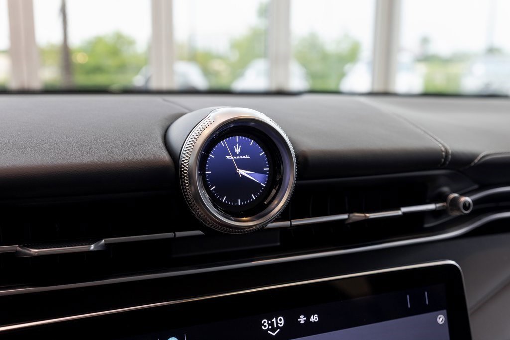 New 2025 Maserati Grecale Modena image 27