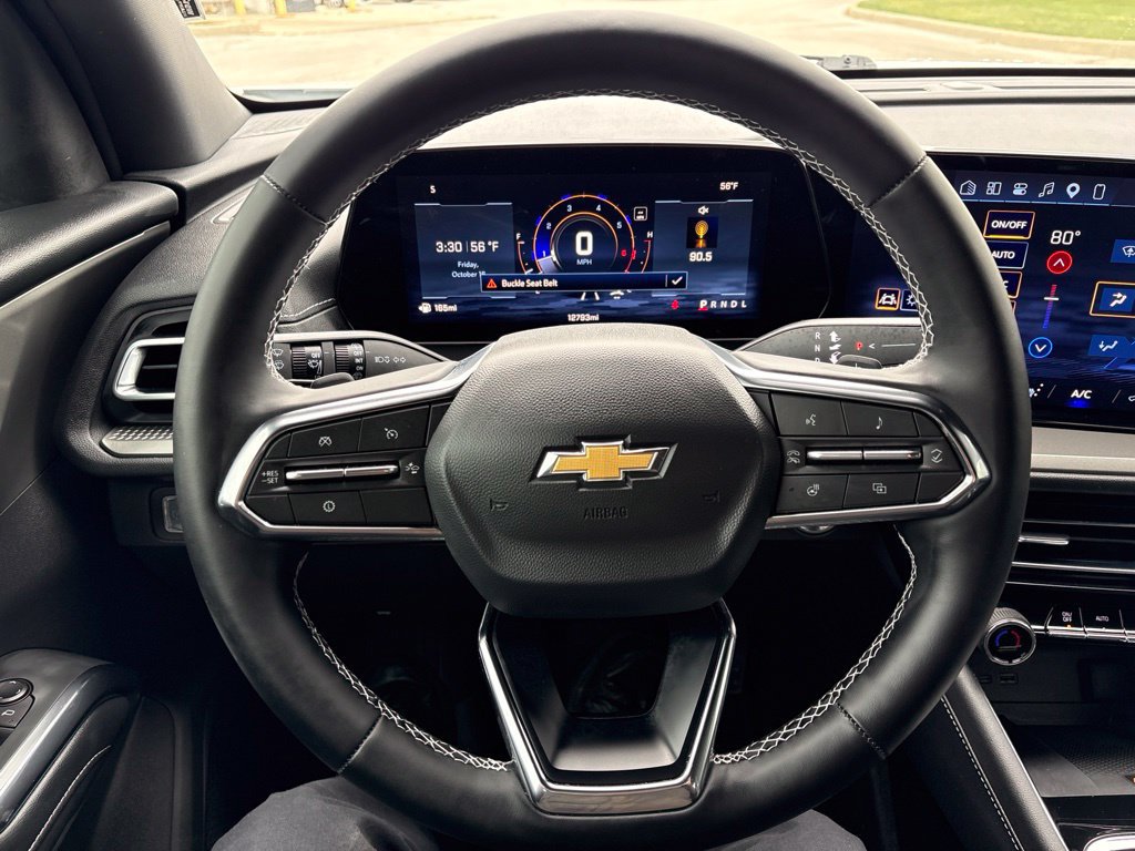 Used 2026 Chevrolet Traverse LT w/ Driver Confidence Package FWD image 30