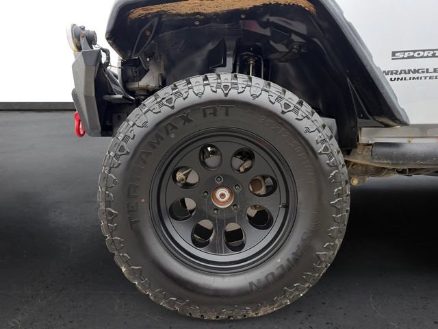 Used 2015 Jeep Wrangler Unlimited Sport w/ Connectivity Group image 9