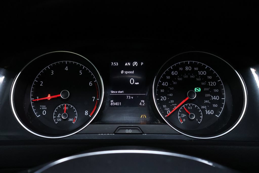 Used 2019 Volkswagen Golf SE FWD image 20