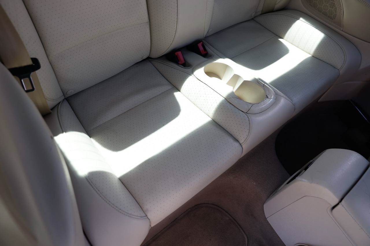 Used 2013 Volkswagen Eos Komfort FWD image 12