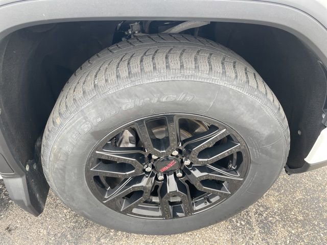 Used 2023 GMC Sierra 1500 Pro w/ Graphite Edition image 18