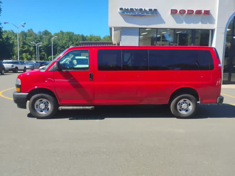 Used 2022 Chevrolet Express 3500 LS RWD image 7