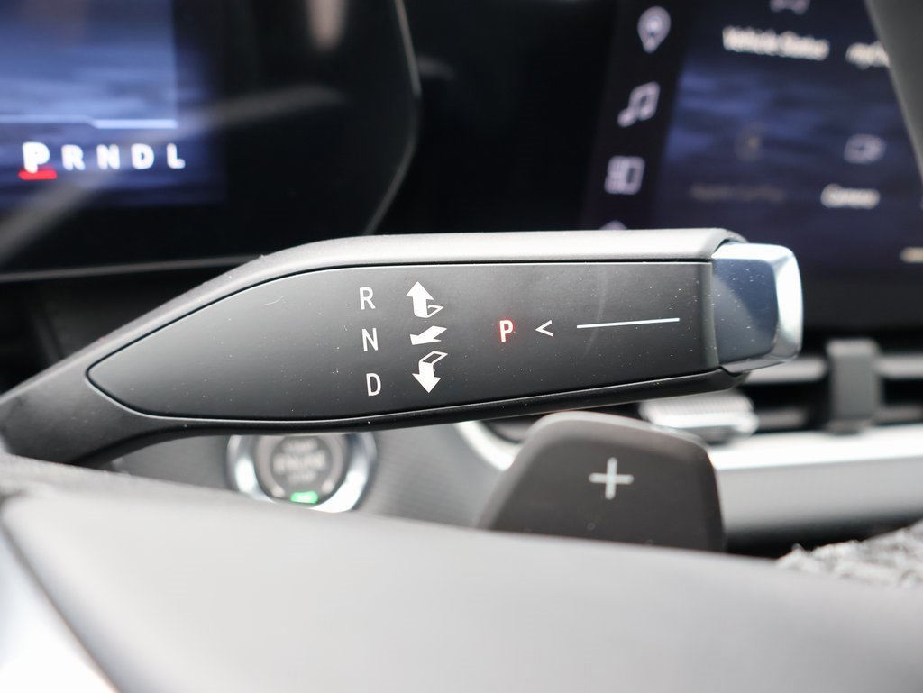 New 2026 Chevrolet Equinox LT w/ LPO, Floor Liner Package image 17