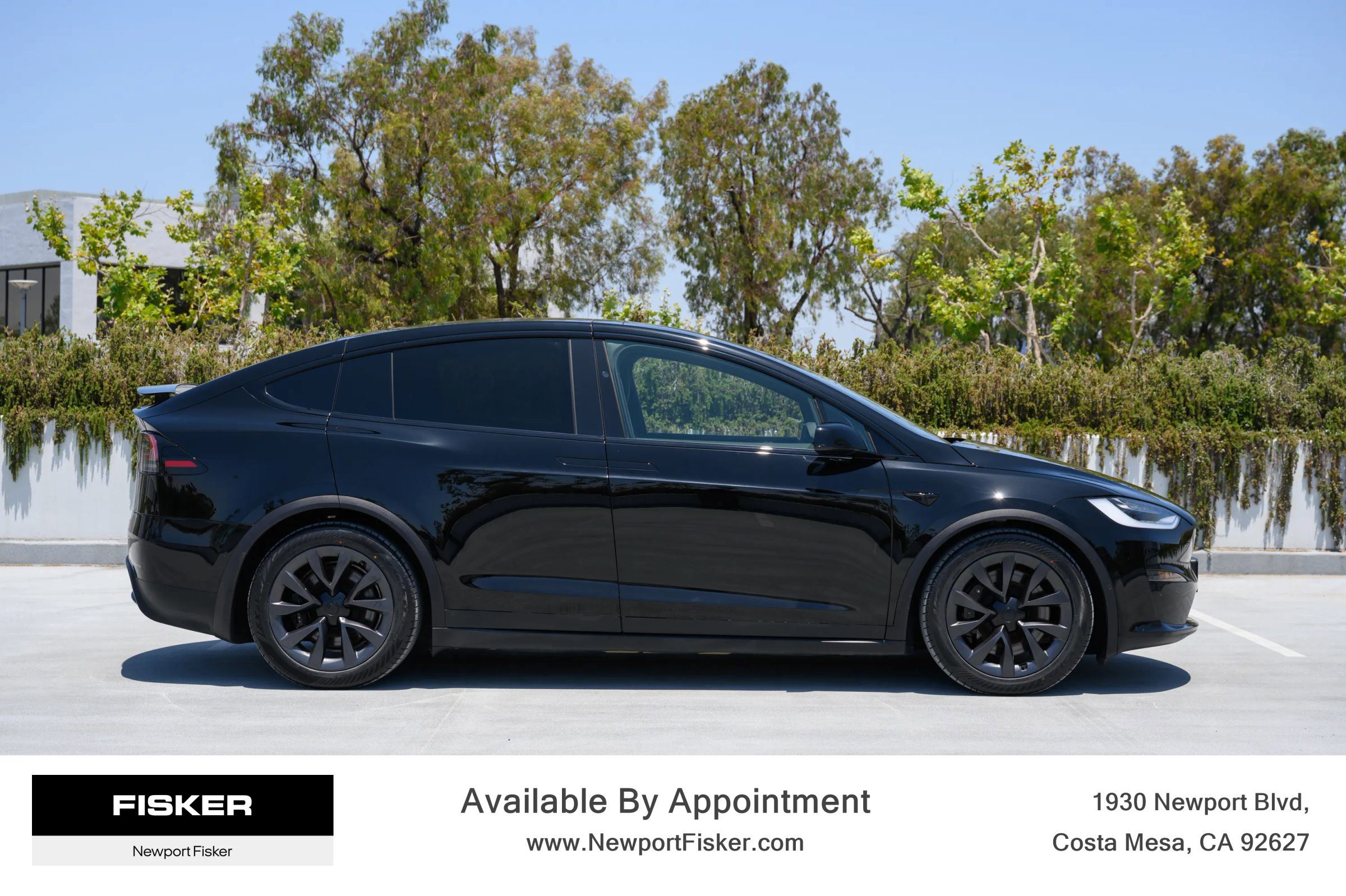 Used 2022 Tesla Model X image 8