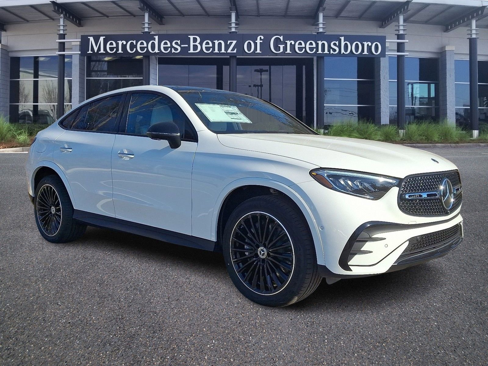 New 2026 Mercedes-Benz GLC 300 4MATIC image 2