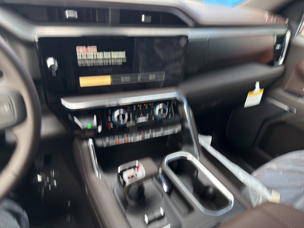 New 2026 GMC Sierra 1500 Denali w/ Technology Package image 17